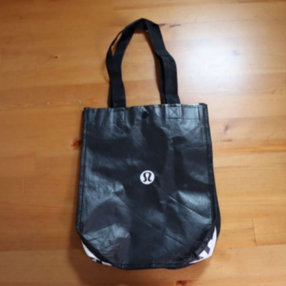 Lululemon Black White Mini Tote Bag Reusable Snap Closure 9x11.5x4.5